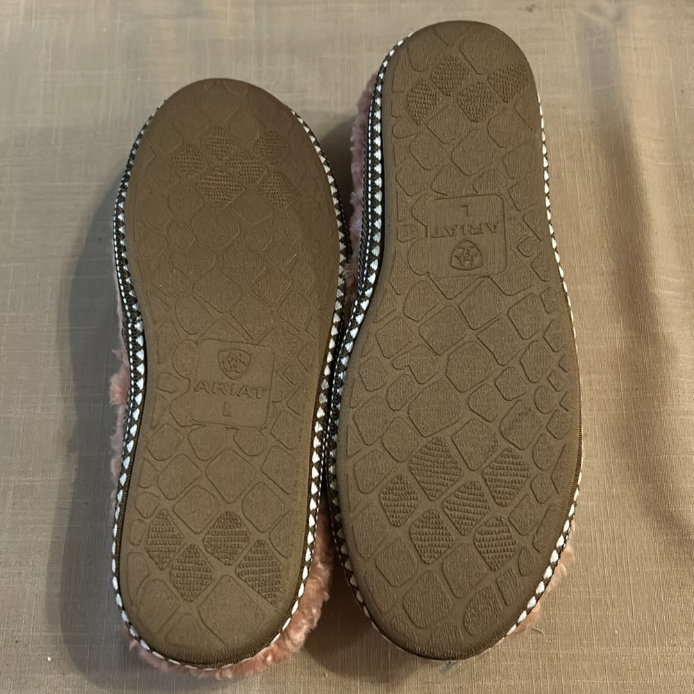 Women's Ariat slippers - Picture 7 of 8